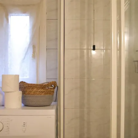 Be My Guest * Perugia